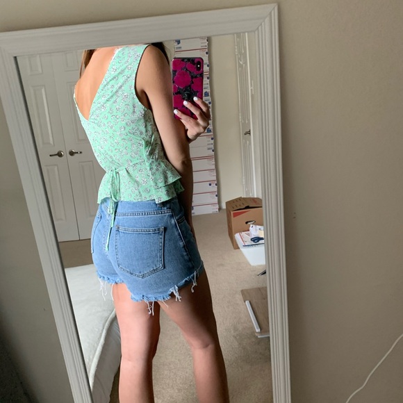 Primark Tie Back Floral Crop Blouse - Picture 2 of 7